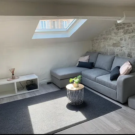 Appartement Mansarde *